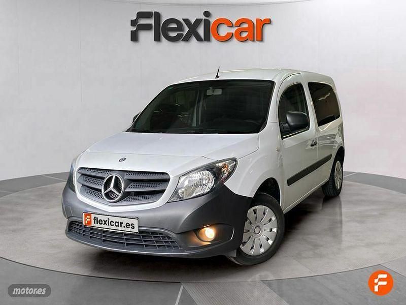 Usado Mercedes Citan 109 95 CV (69 kW) 2019 Blanco Familiar