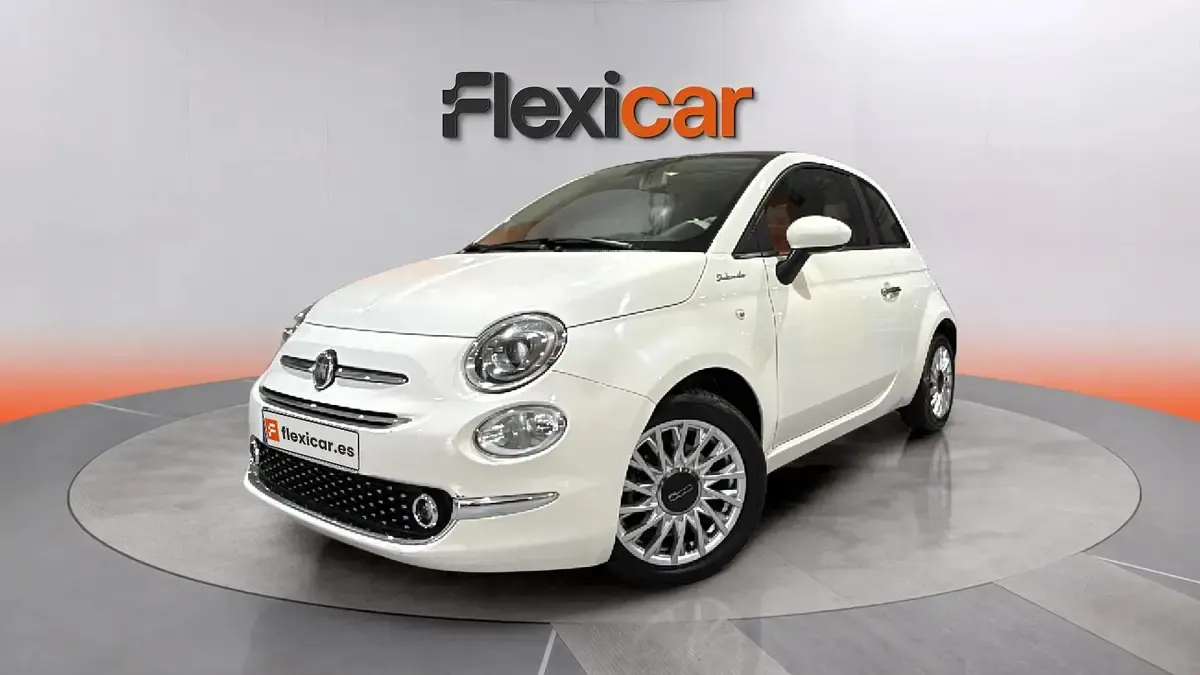 Usado Fiat 500 Dolcevita 71 CV (52 kW) 2023 Blanco Berlina