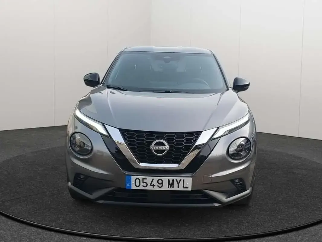 Usado Nissan Juke Tekna 114 CV (83 kW) 2025 Gris SUV