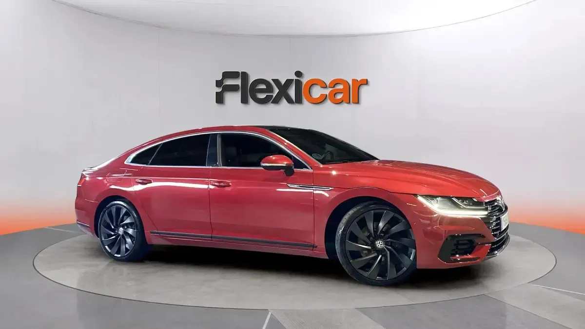 Usado VW Arteon R-line 272 CV (200 kW) 2019 Granate Utilitario