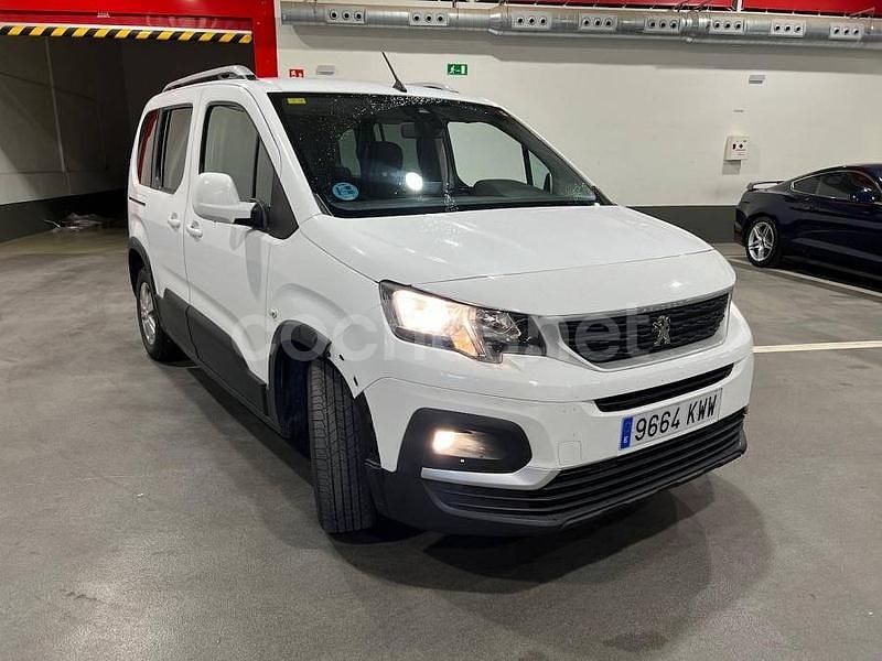 Usado Peugeot Rifter Active 100 CV (73 kW) 2019 Blanco Monovolumen