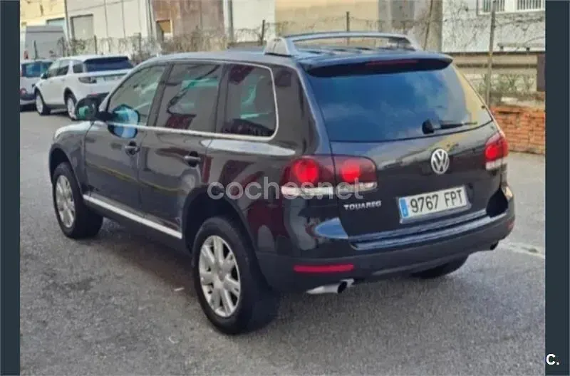 Usado VW Touareg R 174 CV (127 kW) 2007 Negro SUV