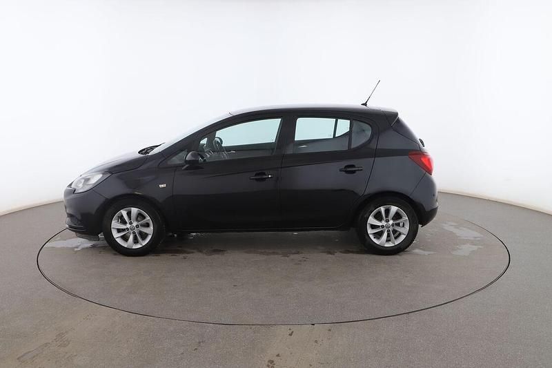 Usado Opel Corsa Selective 90 CV (66 kW) 2016 Negro Utilitario