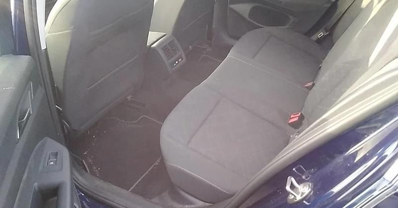 Usado 2021 VW Golf VIII Life Familiar | 18.790 € (Precio justo) - Imagen 1/4