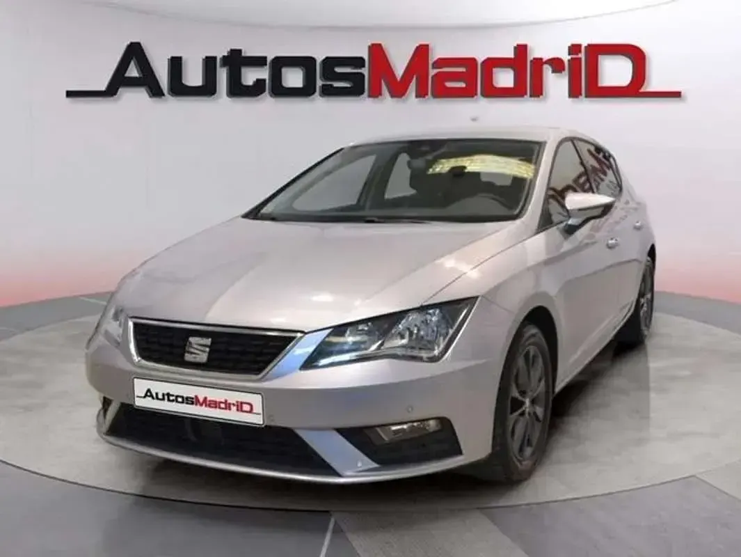 Usado Seat Leon ST Style 116 CV (85 kW) 2019 Gris Familiar