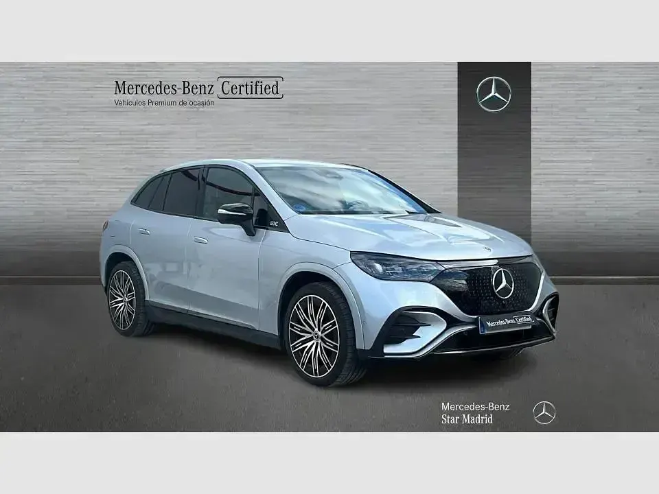 Usado Mercedes EQE350 AMG 235 kW (320 CV) 2025 Gris SUV