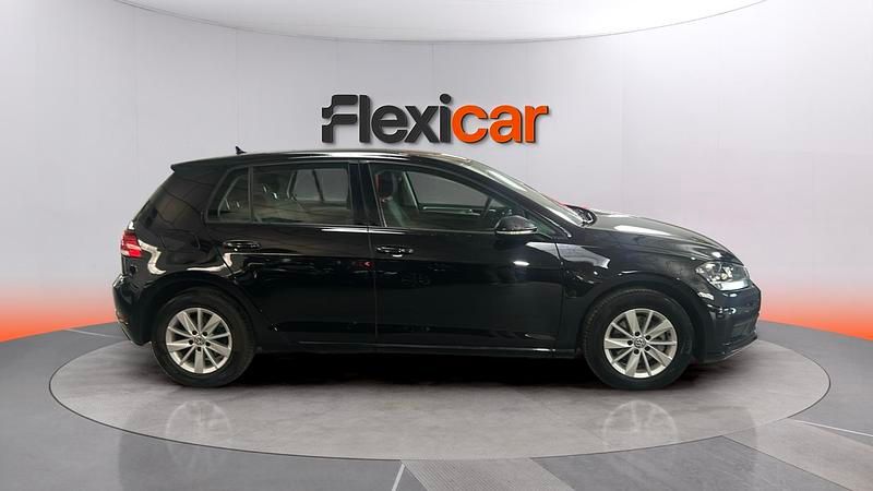 Usado VW Golf VII Advance 116 CV (85 kW) 2019 Negro Berlina