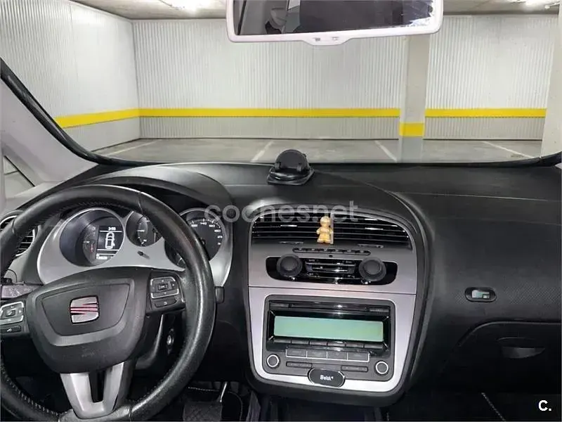 Usado Seat Altea Style 105 CV (77 kW) 2012 Blanco Monovolumen