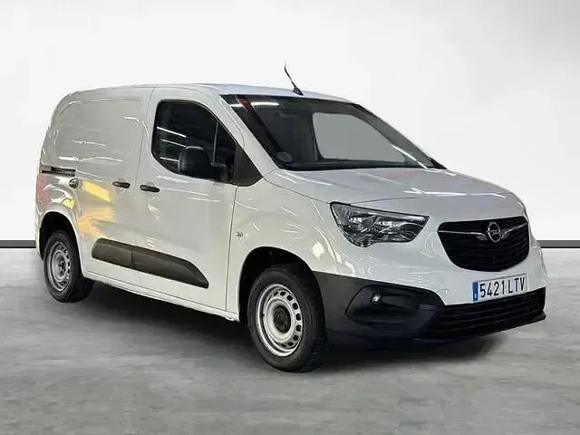Usado Opel Combo S 102 CV (75 kW) 2021 Blanco Monovolumen