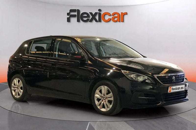 Usado Peugeot 308 Active 131 CV (96 kW) 2018 Negro Utilitario