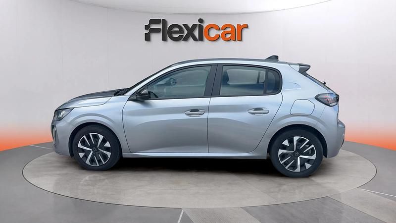 Usado Peugeot 208 Active 102 CV (75 kW) 2024 Gris Utilitario