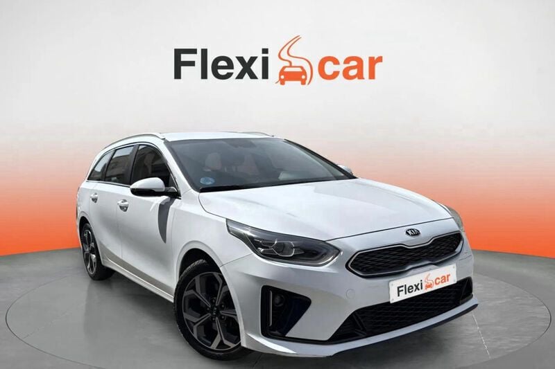 Blanco Usado 2021 Kia Ceed Familiar | 13.290 € (Buen precio) - Imagen 1/4