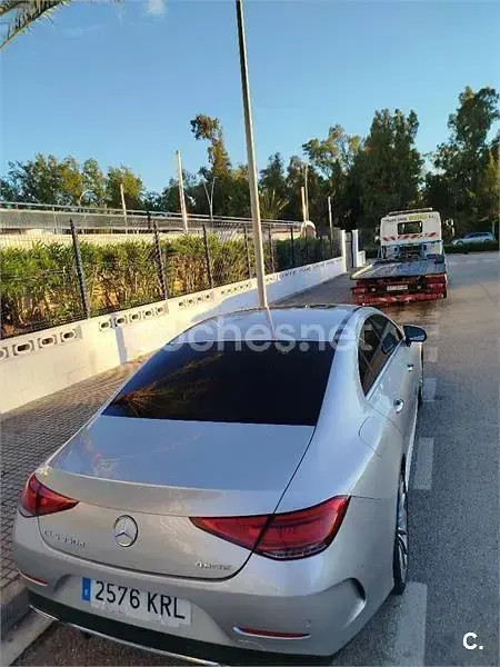 Usado Mercedes CLS350 286 CV (210 kW) 2018 Gris / plata Berlina
