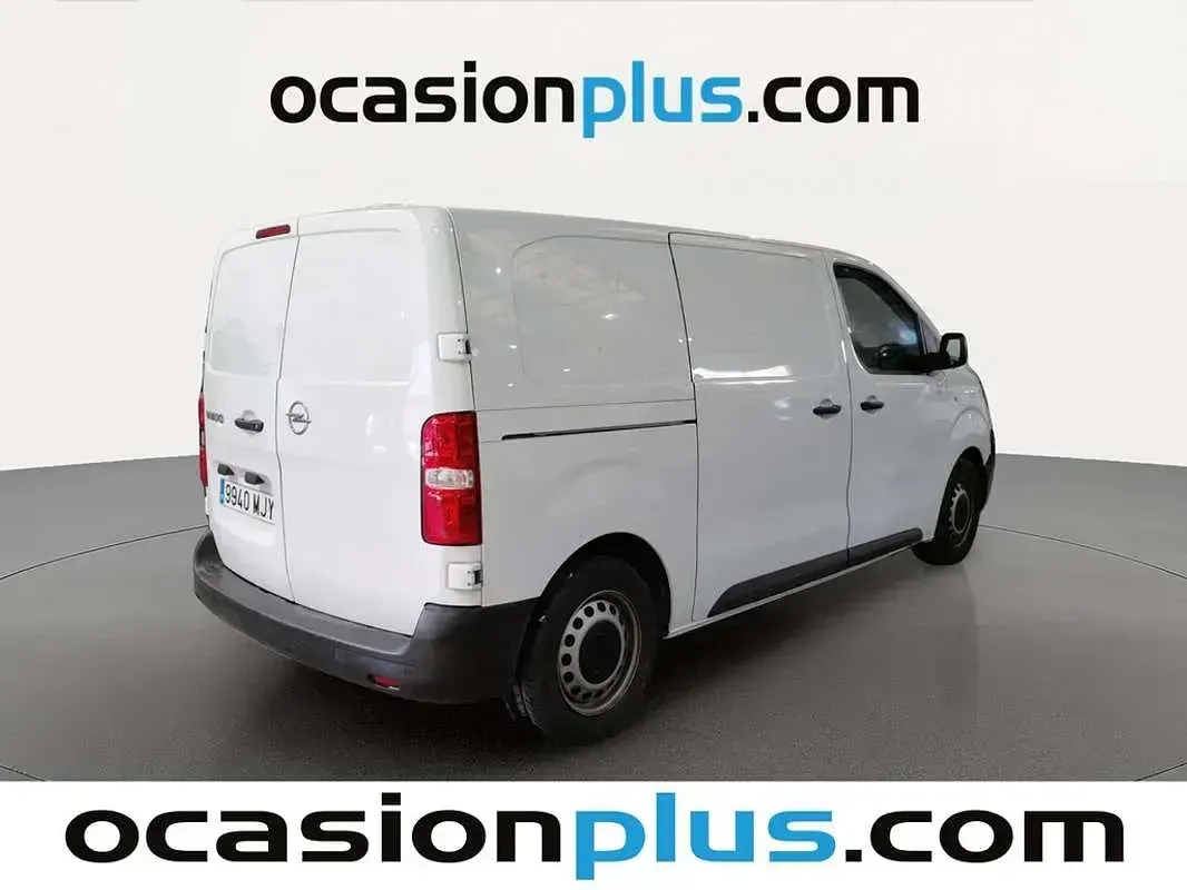 Usado Opel Vivaro S 102 CV (75 kW) 2023 Blanco Monovolumen