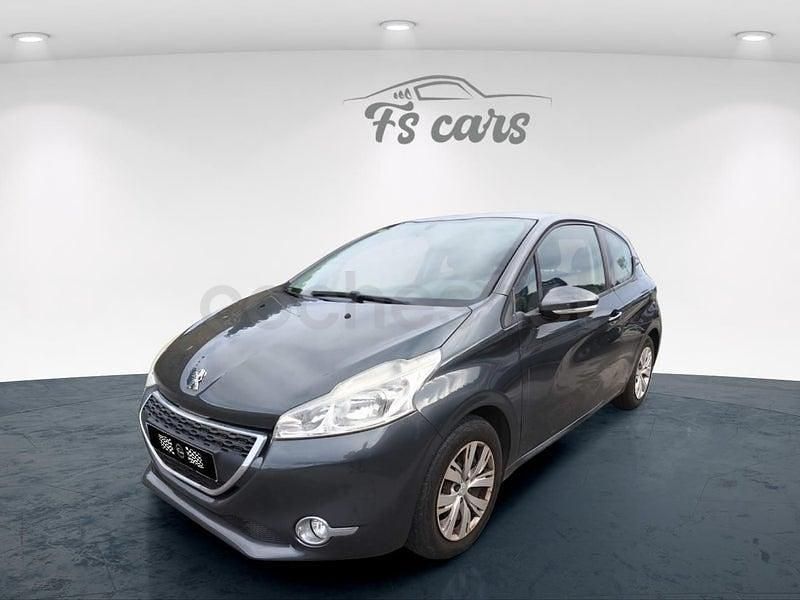 Usado Peugeot 208 Active 82 CV (60 kW) 2013 Gris / plata Utilitario