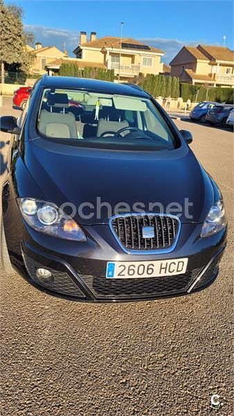 Usado Seat Altea XL Style 140 CV (102 kW) 2011 Negro Monovolumen