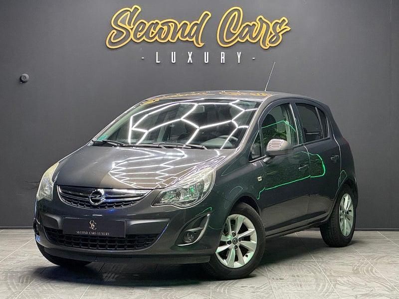 Usado Opel Corsa Expression 85 CV (62 kW) 2014 Gris / plata Berlina