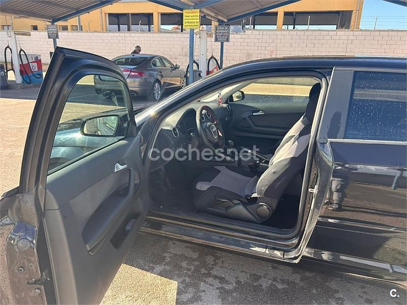 Usado Audi A3 Ambition 105 HP (77 kW) 2006 Preto Citadino