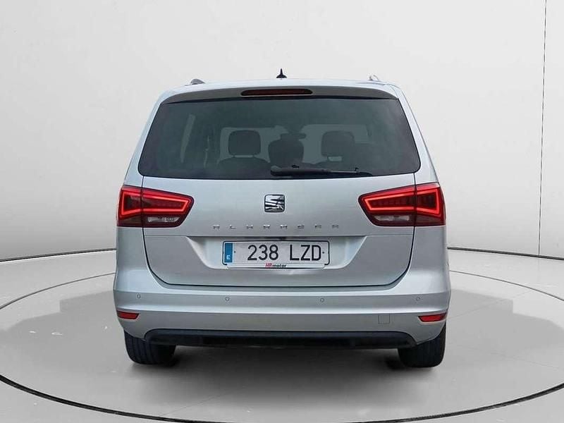 Usado Seat Alhambra XCELLENCE 151 CV (111 kW) 2022 Gris Monovolumen