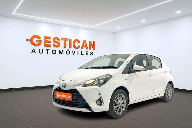 Blanco Usado 2020 Toyota Yaris Hybrid Active Berlina | 13.990 € (Super precio) - Imagen 1/4