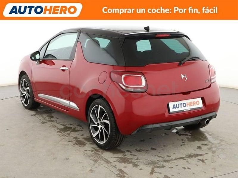 Usado DS Automobiles DS3 Style 110 CV (80 kW) 2018 Rojo Berlina