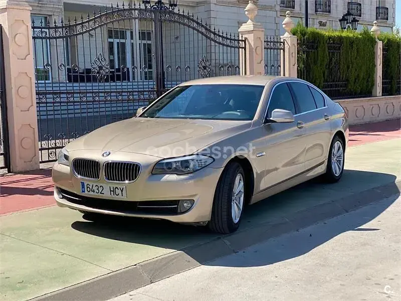 Usado BMW 520 177 CV (130 kW) 2011 Beige Berlina