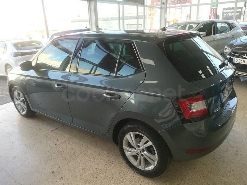 Occasion Skoda Fabia Ambition 95 ch (69 kW) 2021 Gris Berline