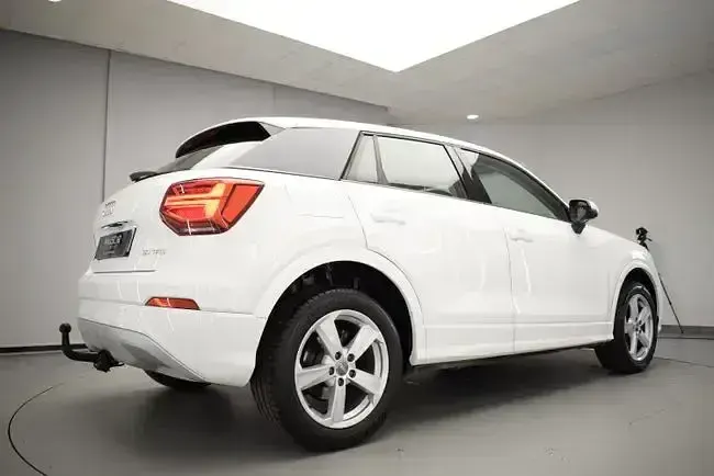 Usado Audi Q2 Advanced Plus 116 CV (85 kW) 2019 Blanco SUV