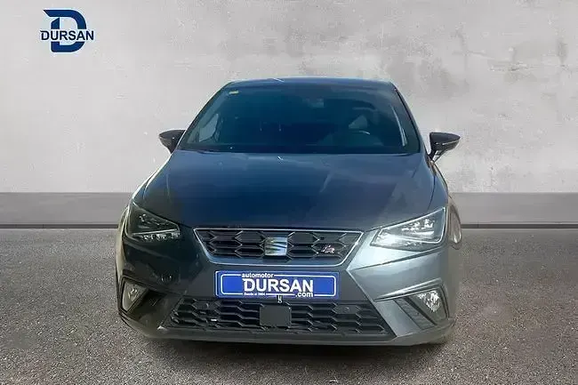 Usado Seat Ibiza FR 90 CV (66 kW) 2020 Gris Utilitario