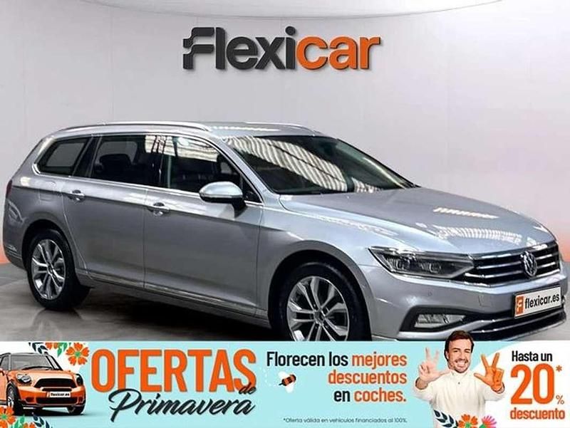 Usado VW Passat 190 CV (139 kW) 2020 Gris Familiar