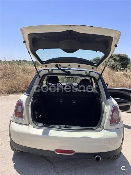 Usado Mini Cooper D 110 CV (80 kW) 2007 Blanco Utilitario