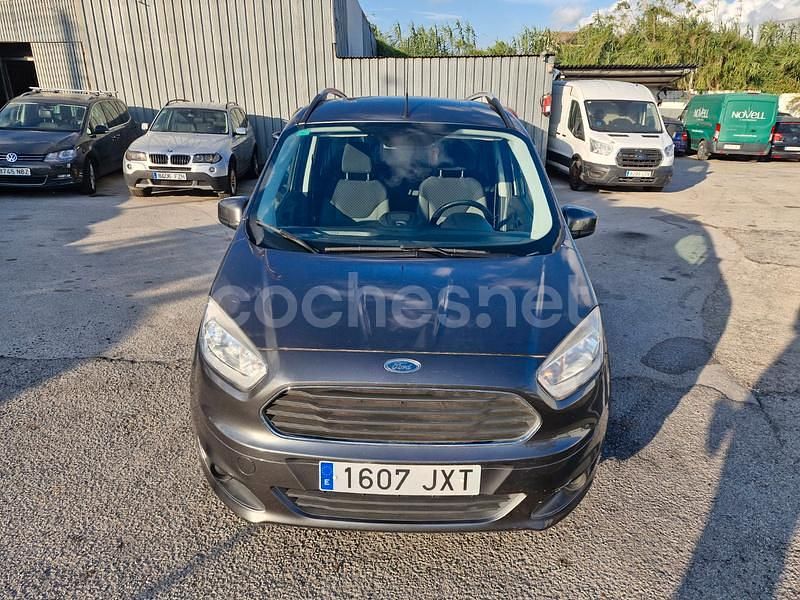 Gris / plata Usado 2017 Ford Tourneo Courier Trend Monovolumen | 7480 € (Super precio) - Imagen 1/4
