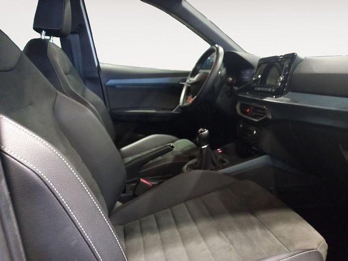 Usado Seat Arona Xperience 115 CV (84 kW) 2025 Blanco SUV