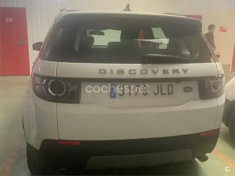Usado Land Rover Discovery Sport HSE 150 CV (110 kW) 2016 Blanco SUV