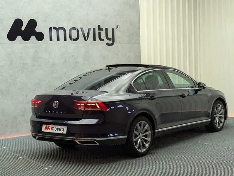 Usado VW Passat GTE 218 CV (160 kW) 2020 Negro Berlina