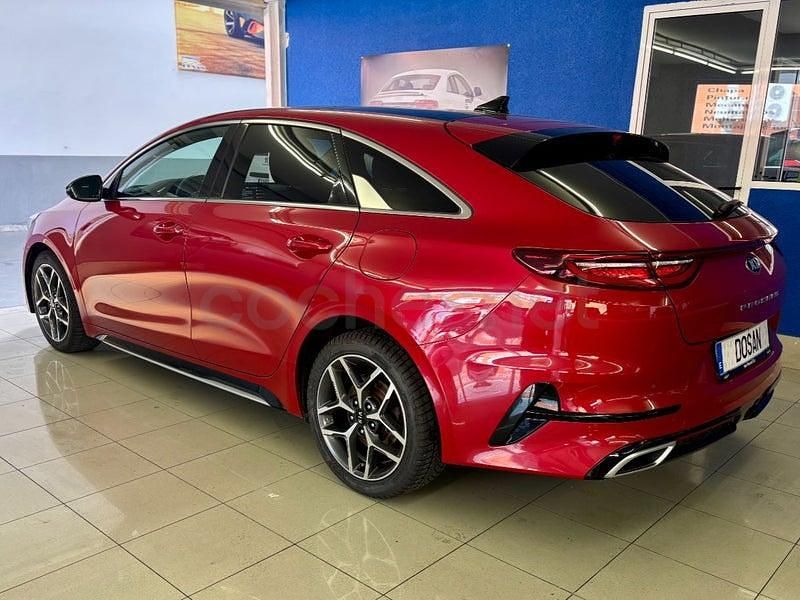 Käytetty Kia ProCeed GT-Line 160 HP (117 kW) 2021 Punainen Farmari