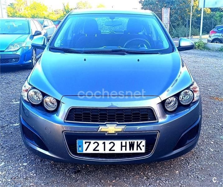 Gris / plata Usado 2013 Chevrolet Aveo LT Berlina | 4990 € (Buen precio) - Imagen 1/4