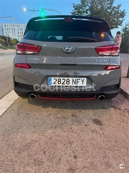 Usado Hyundai i30 N Performance 275 CV (202 kW) 2020 Gris / plata Berlina