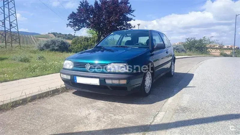 Usado VW Golf III GT 90 CV (66 kW) 1995 Verde Berlina