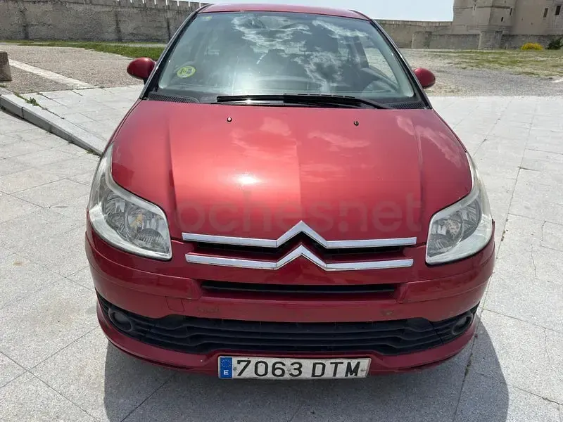 Usado Citroën C4 VTR Sport 92 CV (67 kW) 2007 Granate Berlina