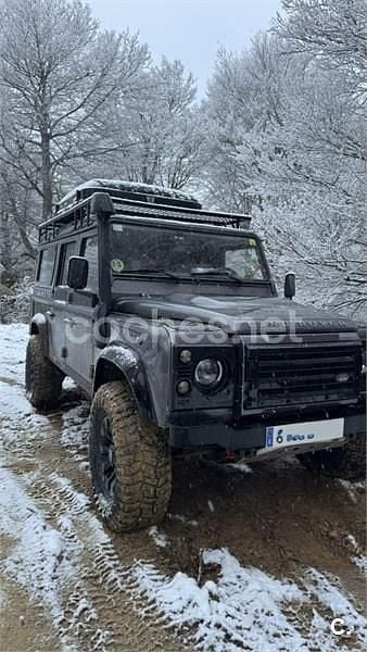 Usado Land Rover Defender S 122 CV (89 kW) 2011 Gris / plata Familiar