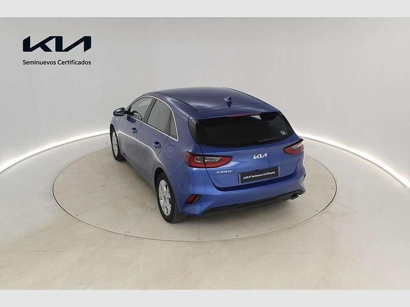 Occasion Kia Ceed 101 PK (74 kW) 2023 Blauw Hatchback
