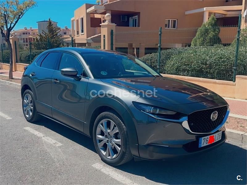 Usado Mazda CX-30 122 CV (89 kW) 2022 Gris / plata SUV