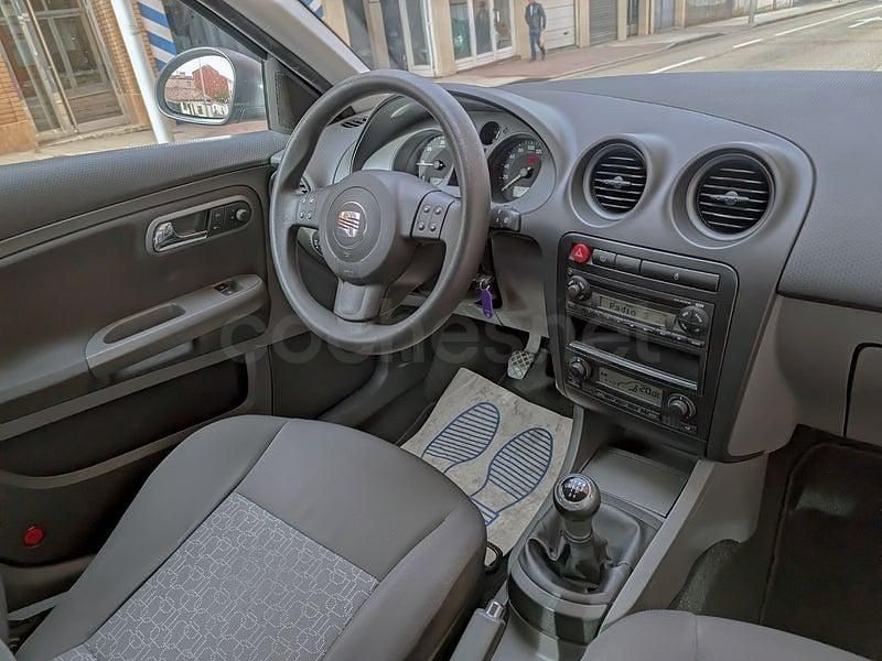 Usado Seat Ibiza 80 CV (58 kW) 2008 Azul Berlina