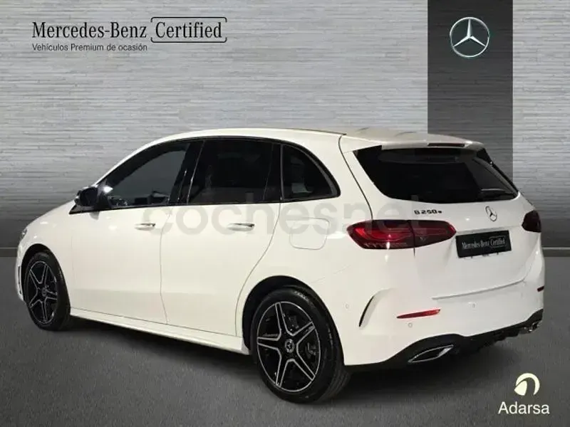 Usado Mercedes B250e 218 CV (160 kW) 2024 Blanco polar Utilitario