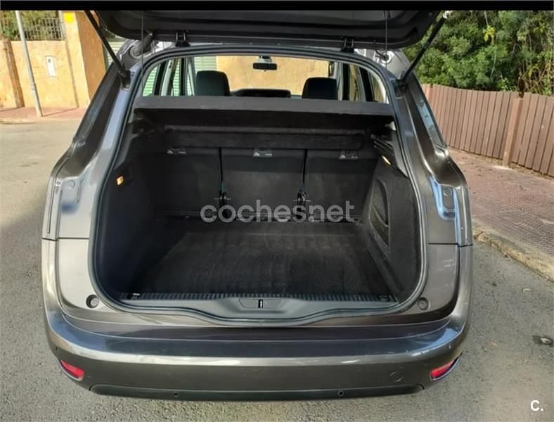 Usado Citroën C4 Picasso Feel 120 CV (88 kW) 2016 Marrón Monovolumen