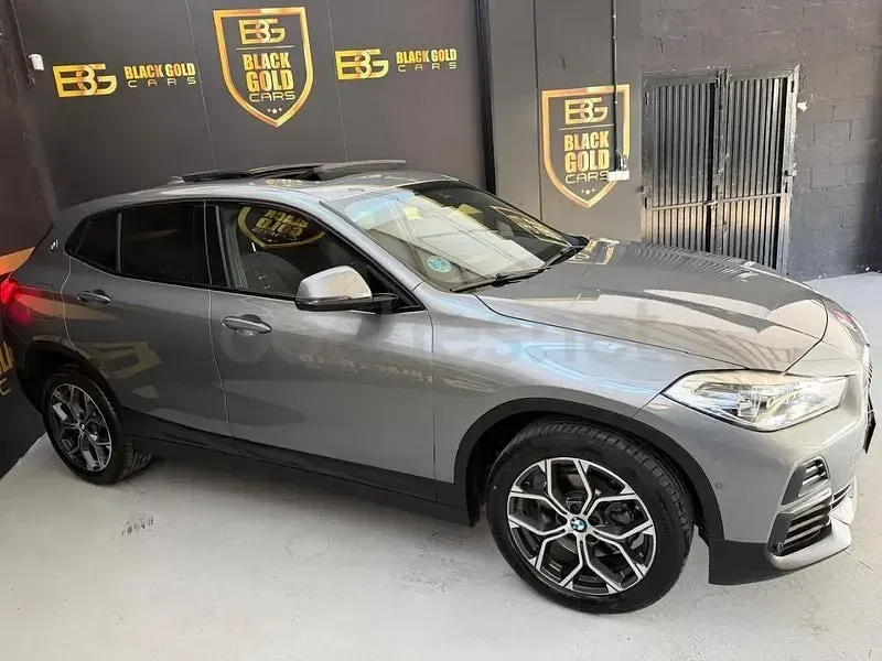 Usado BMW X2 Sport Line 136 CV (100 kW) 2022 Gris / plata SUV