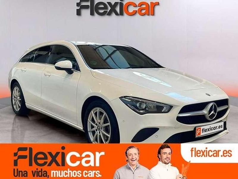 Blanco Usado 2020 Mercedes CLA200 Shooting Brake Familiar | 19.990 € (Buen precio) - Imagen 1/4