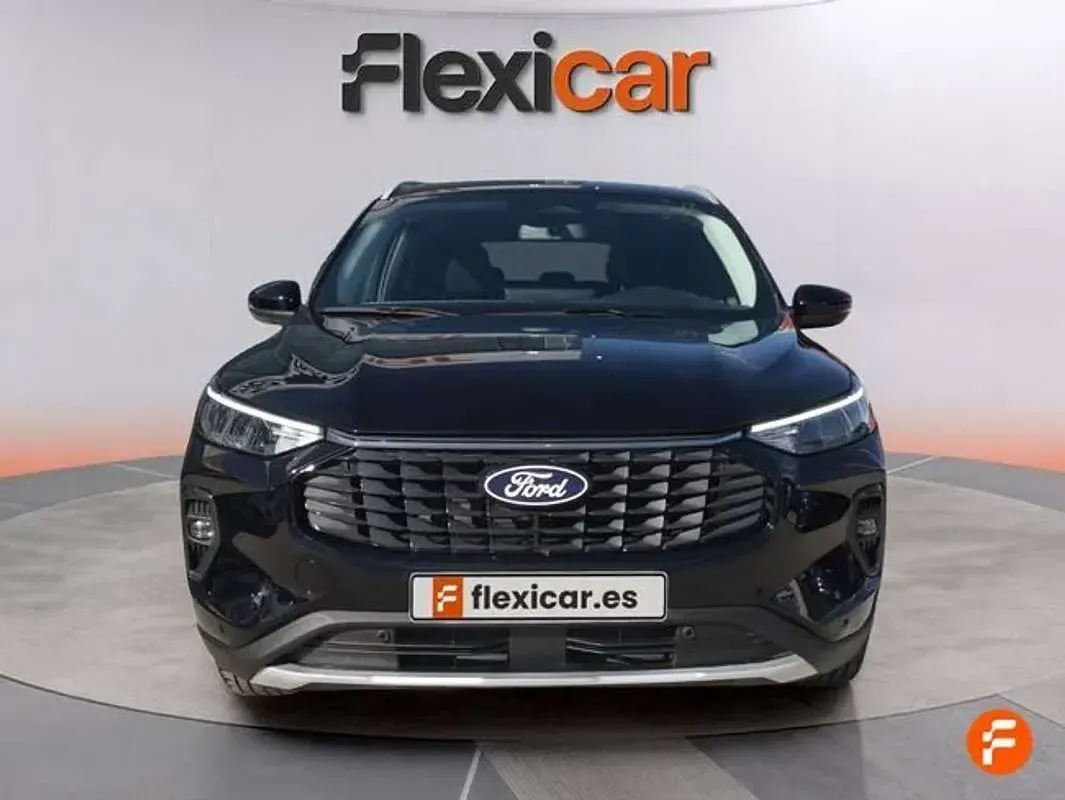 Usado Ford Kuga Titanium 150 CV (110 kW) 2025 Negro SUV