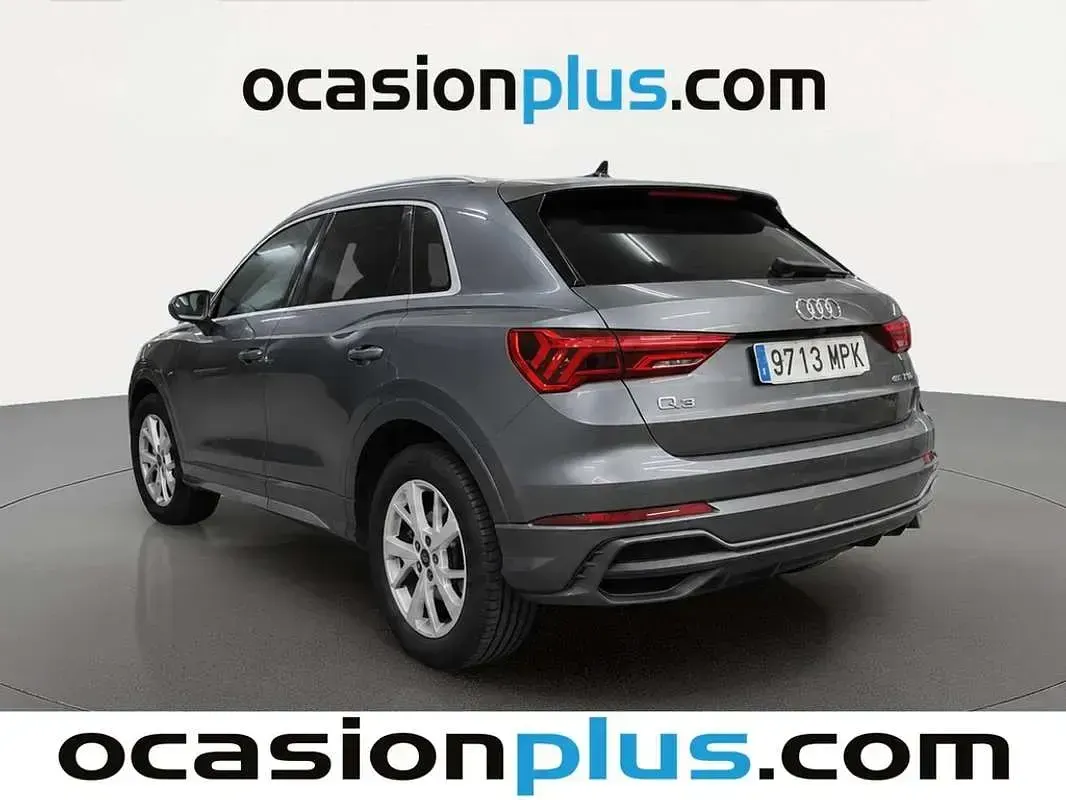 Usado Audi Q3 S-Line 245 CV (180 kW) 2024 Gris SUV